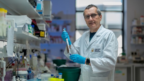 Professor Thomas Preiss in a lab at the John Curtin School of Medical Research.